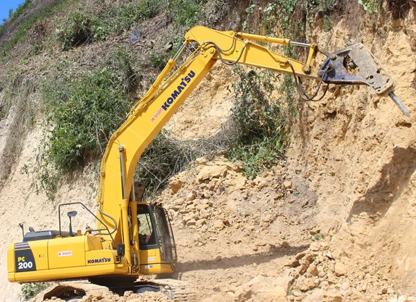 Komatsu PC200-8 excavator